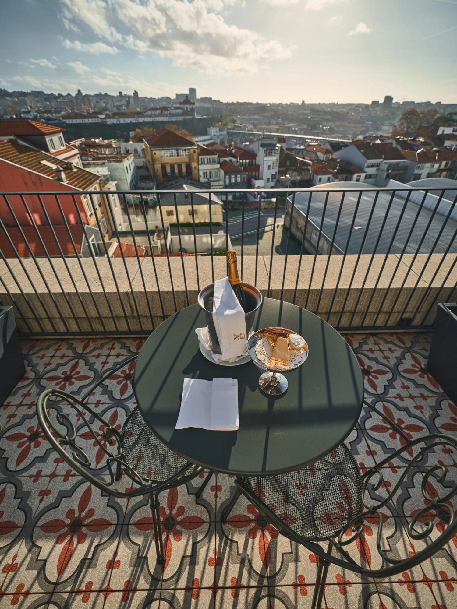 Ga Palace Hotel & Spa, A Xixth-Century Villa Porto Exterior photo